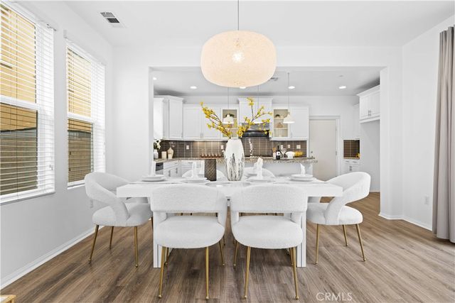 145 Mongoose, Irvine, CA 92618