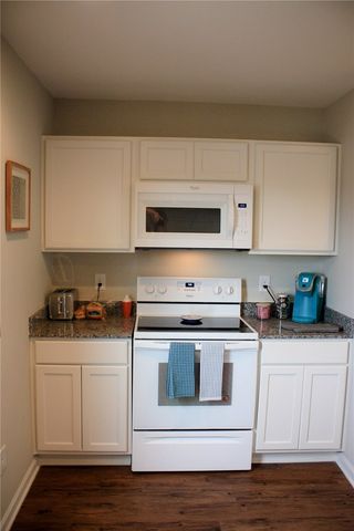 1980 W Main Street 70, Central, SC 29630