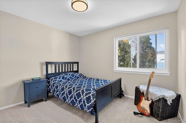 1331 Davis Avenue, Birmingham, MI 48009