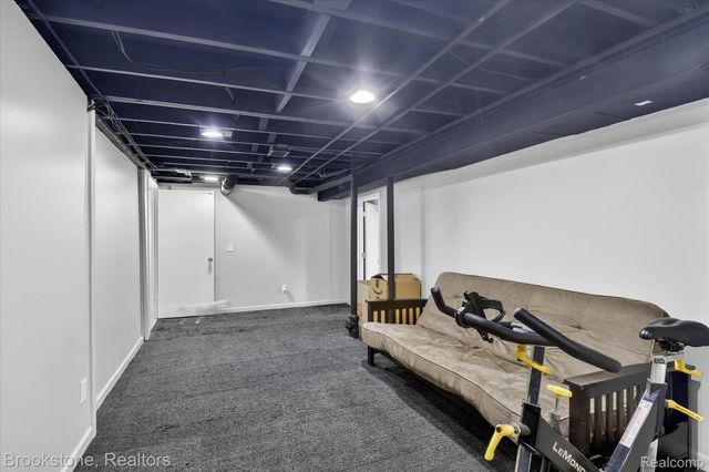 1331 Davis Avenue, Birmingham, MI 48009