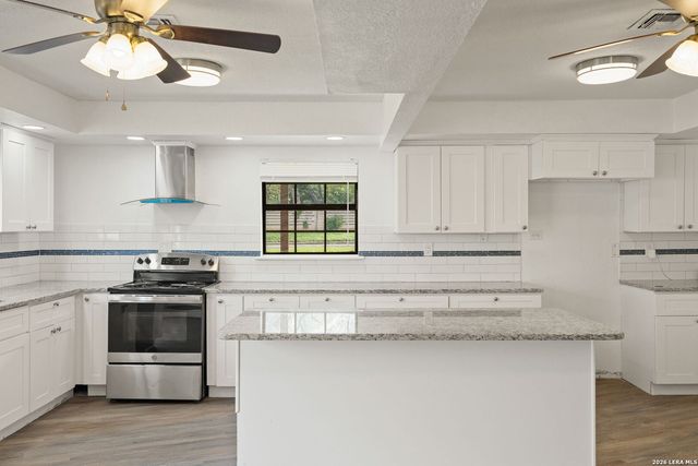 132 Rilla Vista, San Antonio, TX 78216