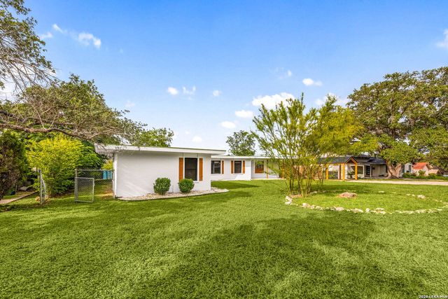 132 Rilla Vista, San Antonio, TX 78216