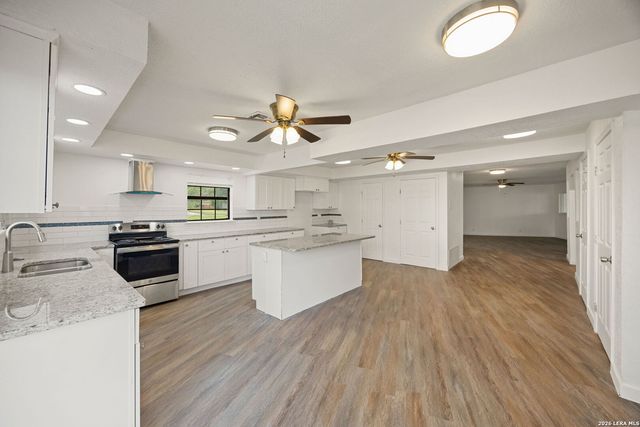 132 Rilla Vista, San Antonio, TX 78216