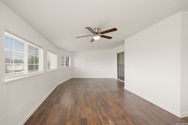 132 Rilla Vista, San Antonio, TX 78216
