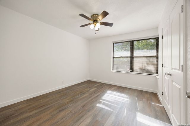 132 Rilla Vista, San Antonio, TX 78216