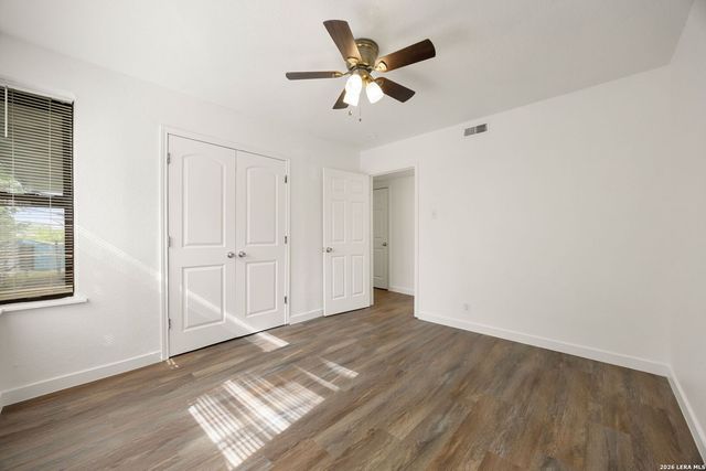 132 Rilla Vista, San Antonio, TX 78216