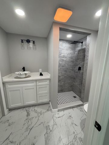 5010 NW 2nd Avenue NW, Deerfield Beach, FL 33064