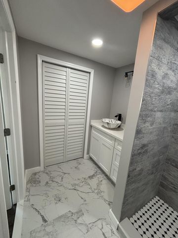 5010 NW 2nd Avenue NW, Deerfield Beach, FL 33064