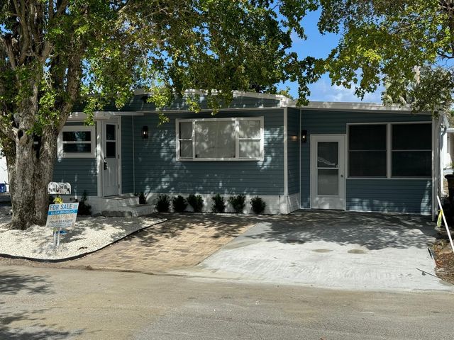 5010 NW 2nd Avenue NW, Deerfield Beach, FL 33064