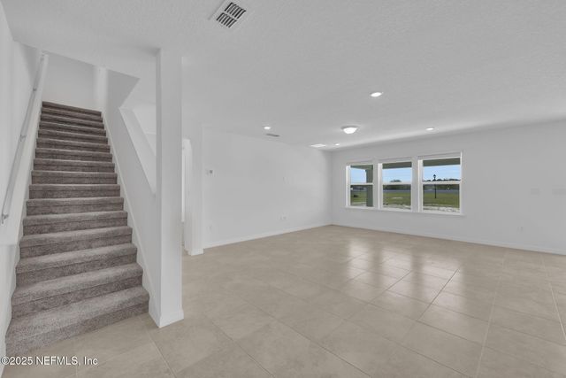 7076 SANDPERCH Street, Jacksonville, FL 32244