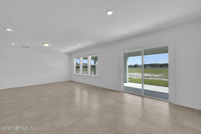 7076 SANDPERCH Street, Jacksonville, FL 32244