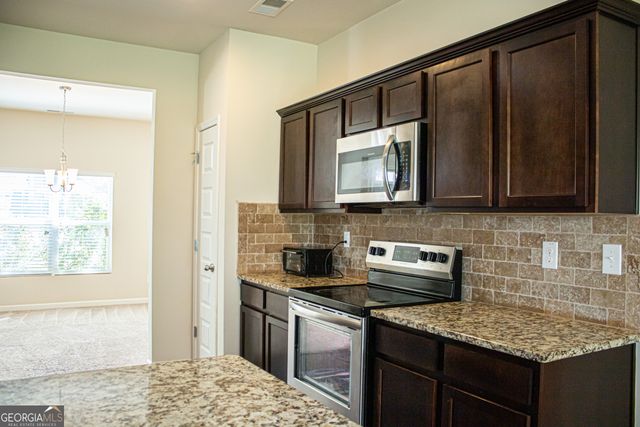 1291 Vienna Court, Hampton, GA 30228