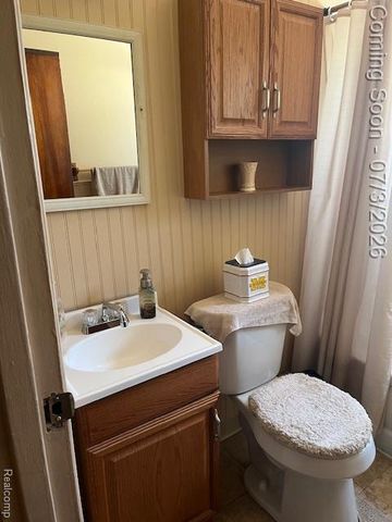 451 3rd Avenue, Pontiac, MI 48340