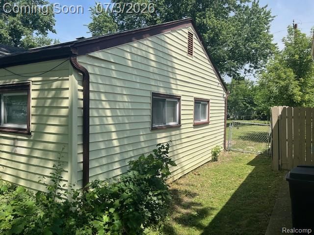 451 3rd Avenue, Pontiac, MI 48340