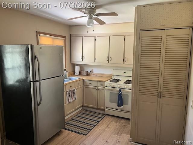 451 3rd Avenue, Pontiac, MI 48340