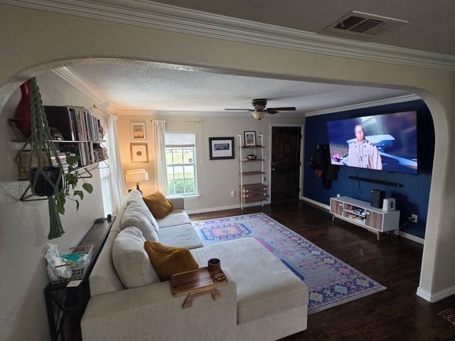 3412 Ryan Avenue, Fort Worth, TX 76110