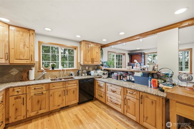 18222 SE Wax Road, Covington, WA 98042