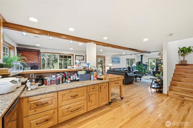 18222 SE Wax Road, Covington, WA 98042