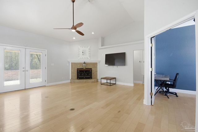 5316 Wesleyan Dr, Pace, FL 32571