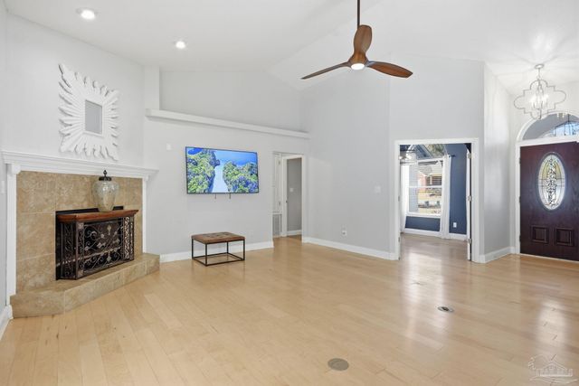 5316 Wesleyan Dr, Pace, FL 32571