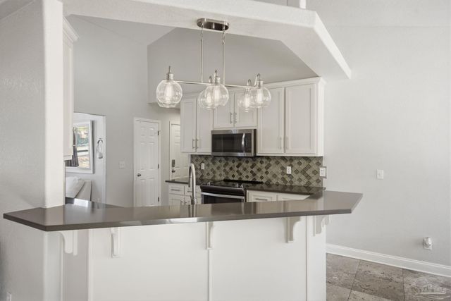 5316 Wesleyan Dr, Pace, FL 32571