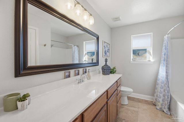 5316 Wesleyan Dr, Pace, FL 32571