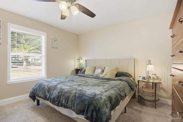 5316 Wesleyan Dr, Pace, FL 32571