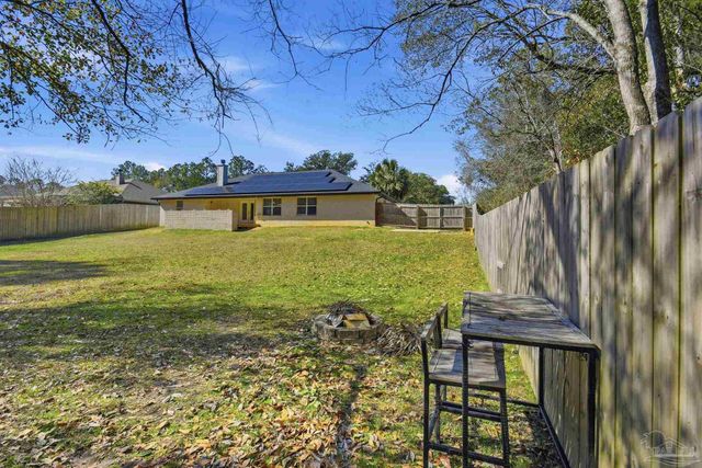 5316 Wesleyan Dr, Pace, FL 32571