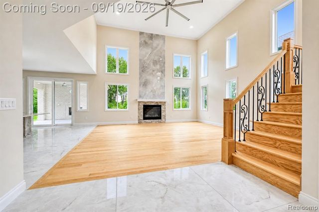 5555 Holm Street, Troy, MI 48085