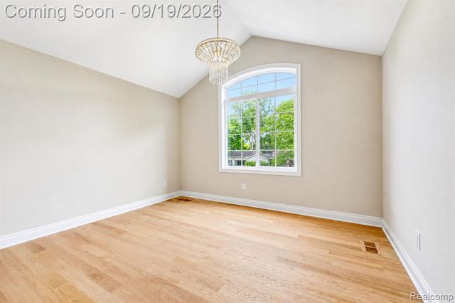 5555 Holm Street, Troy, MI 48085