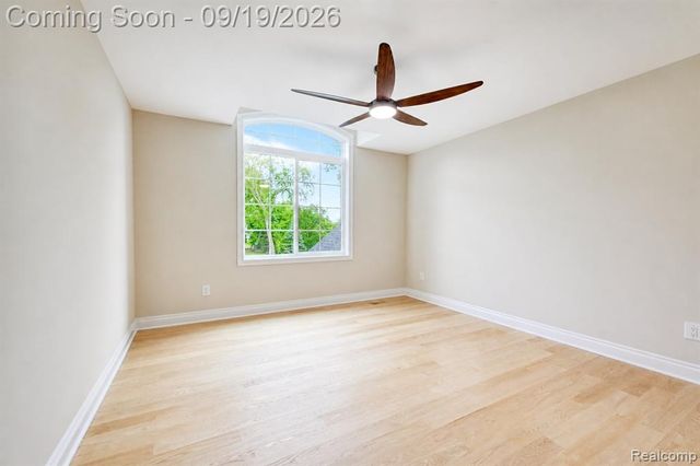 5555 Holm Street, Troy, MI 48085