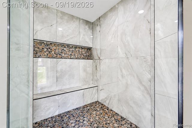 5555 Holm Street, Troy, MI 48085