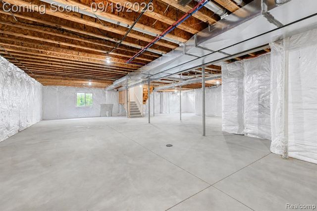 5555 Holm Street, Troy, MI 48085