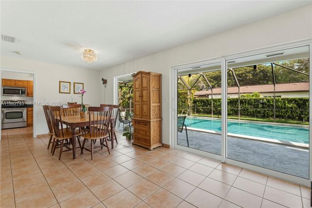 8461 SW 147th Ter, Palmetto Bay, FL 33158