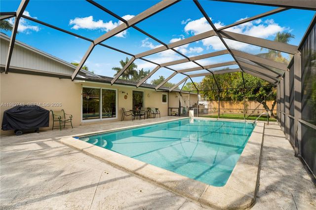 8461 SW 147th Ter, Palmetto Bay, FL 33158