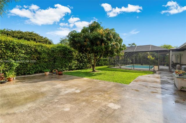 8461 SW 147th Ter, Palmetto Bay, FL 33158