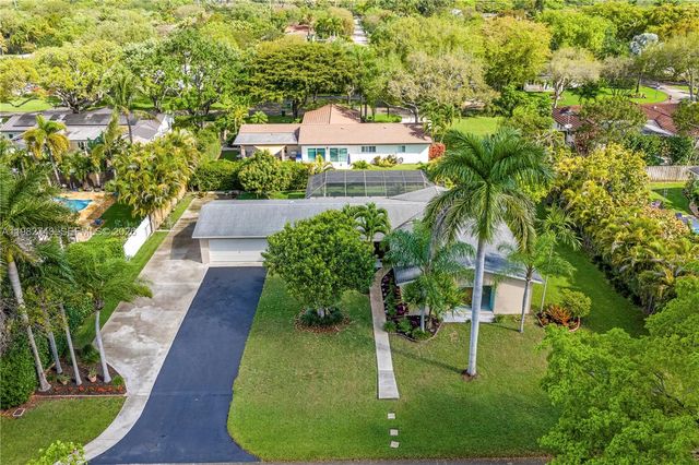 8461 SW 147th Ter, Palmetto Bay, FL 33158