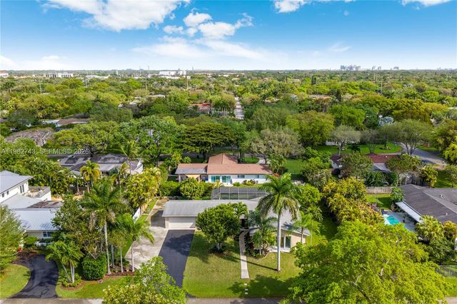 8461 SW 147th Ter, Palmetto Bay, FL 33158