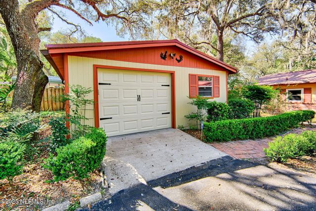 6393 LITTLE LAKE GENEVA Road, Keystone Heights, FL 32656