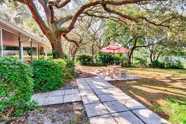 6393 LITTLE LAKE GENEVA Road, Keystone Heights, FL 32656