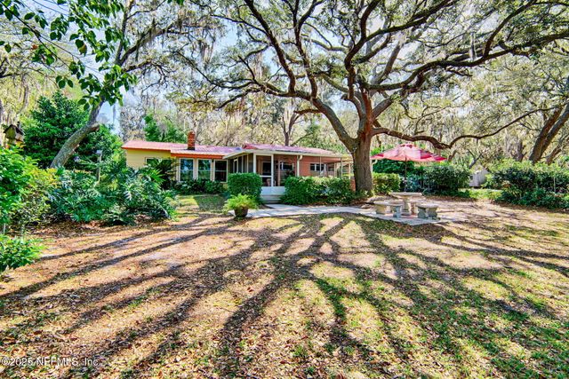 6393 LITTLE LAKE GENEVA Road, Keystone Heights, FL 32656