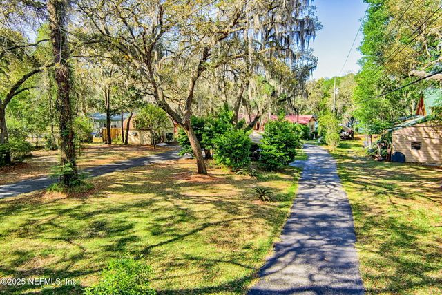 6393 LITTLE LAKE GENEVA Road, Keystone Heights, FL 32656