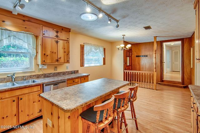 6393 LITTLE LAKE GENEVA Road, Keystone Heights, FL 32656