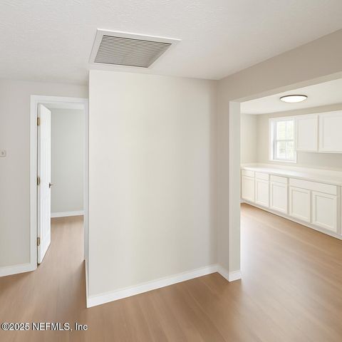 1109 LAKE SHORE Boulevard, Jacksonville, FL 32205
