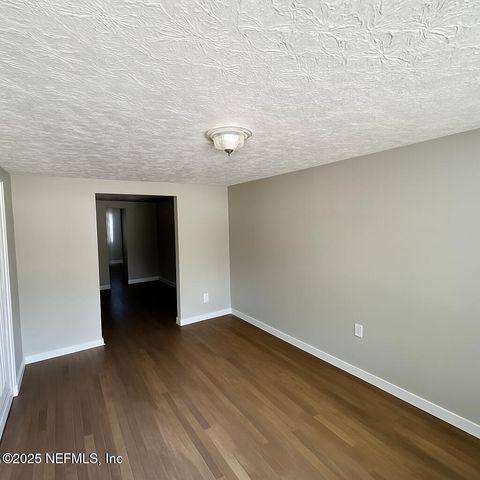 1109 LAKE SHORE Boulevard, Jacksonville, FL 32205