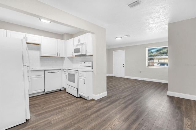 2140 22ND AVENUE N, St Petersburg, FL 33713