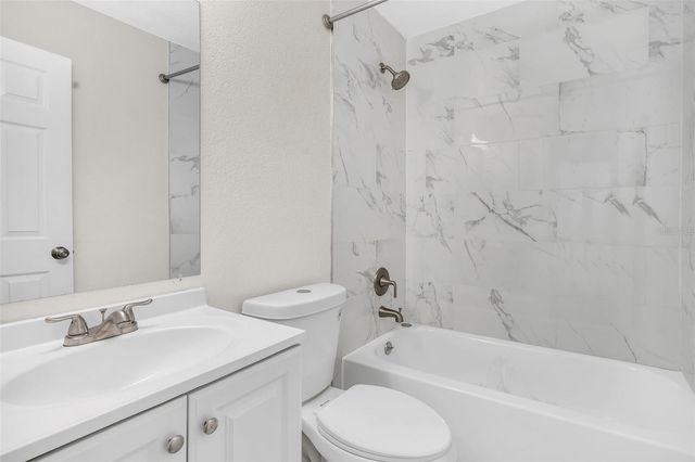 2140 22ND AVENUE N, St Petersburg, FL 33713