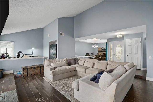 5810 Greens Drive, Riverside, CA 92509