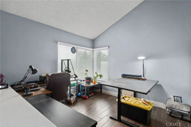 5810 Greens Drive, Riverside, CA 92509