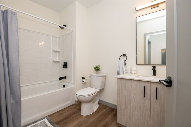 203 Lowell St. 316, Wilmington, MA 01887